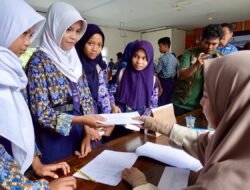 387 Siswa Se Luwu Timur Terima Bantuan Baznas