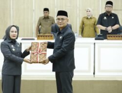 Wali Kota Palopo Serahkan Rancangan Awal RPJMD ke DPRD